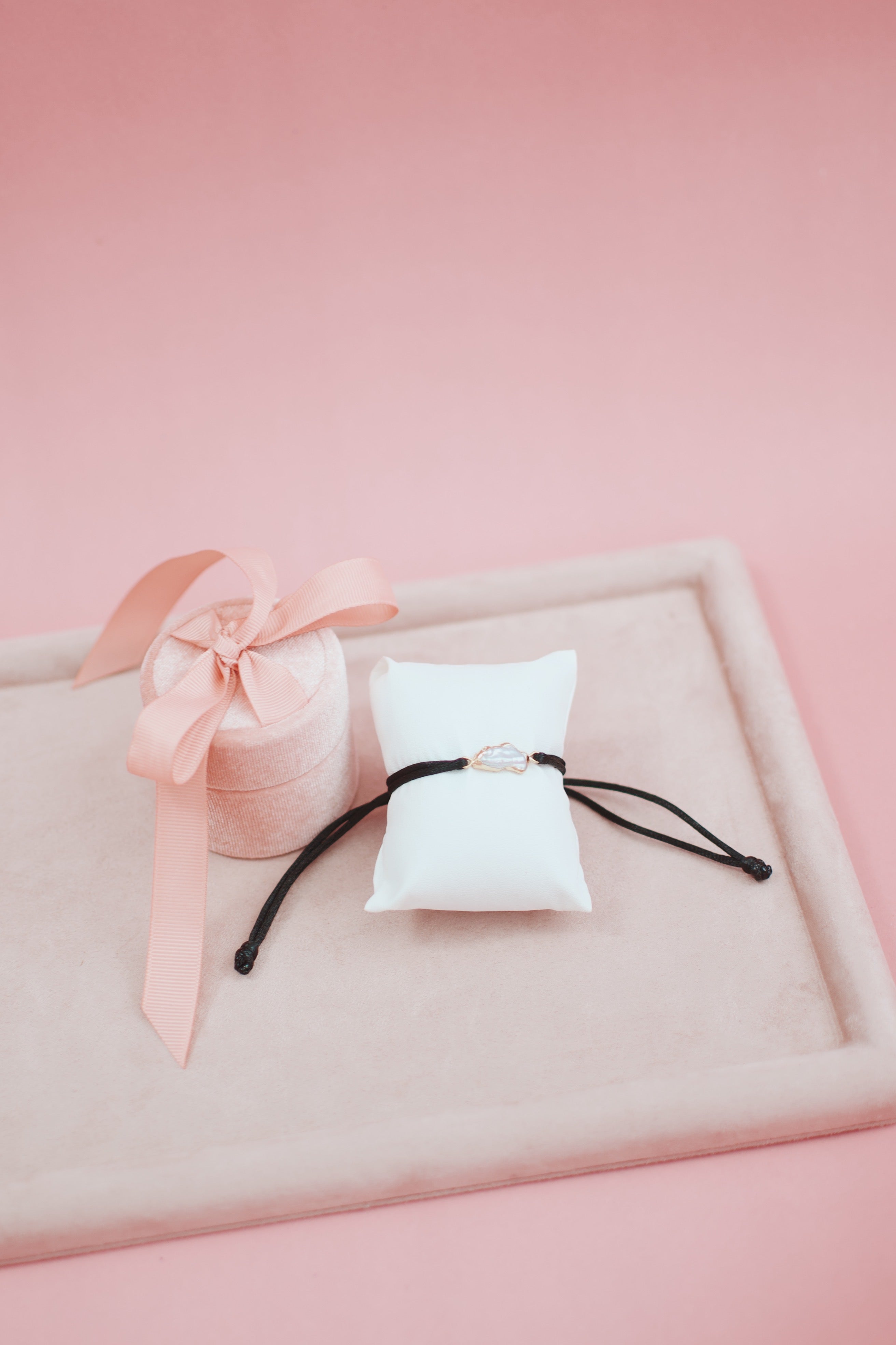 Gold Filled Pearl Nylon bracelet