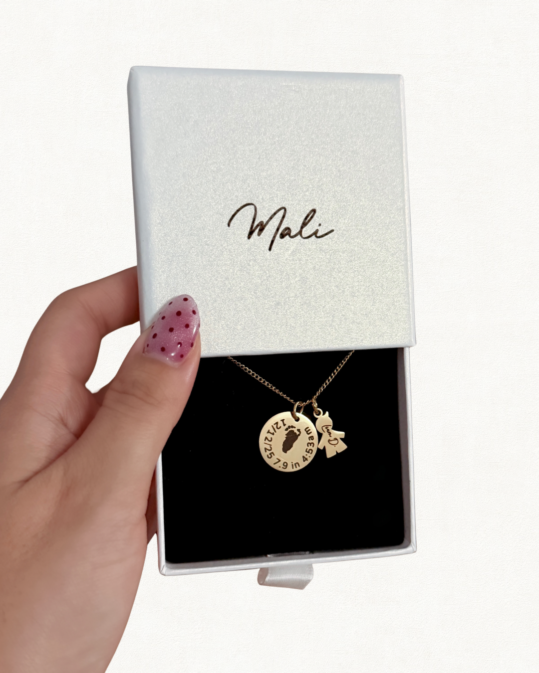 Baby Info Necklace for MOM