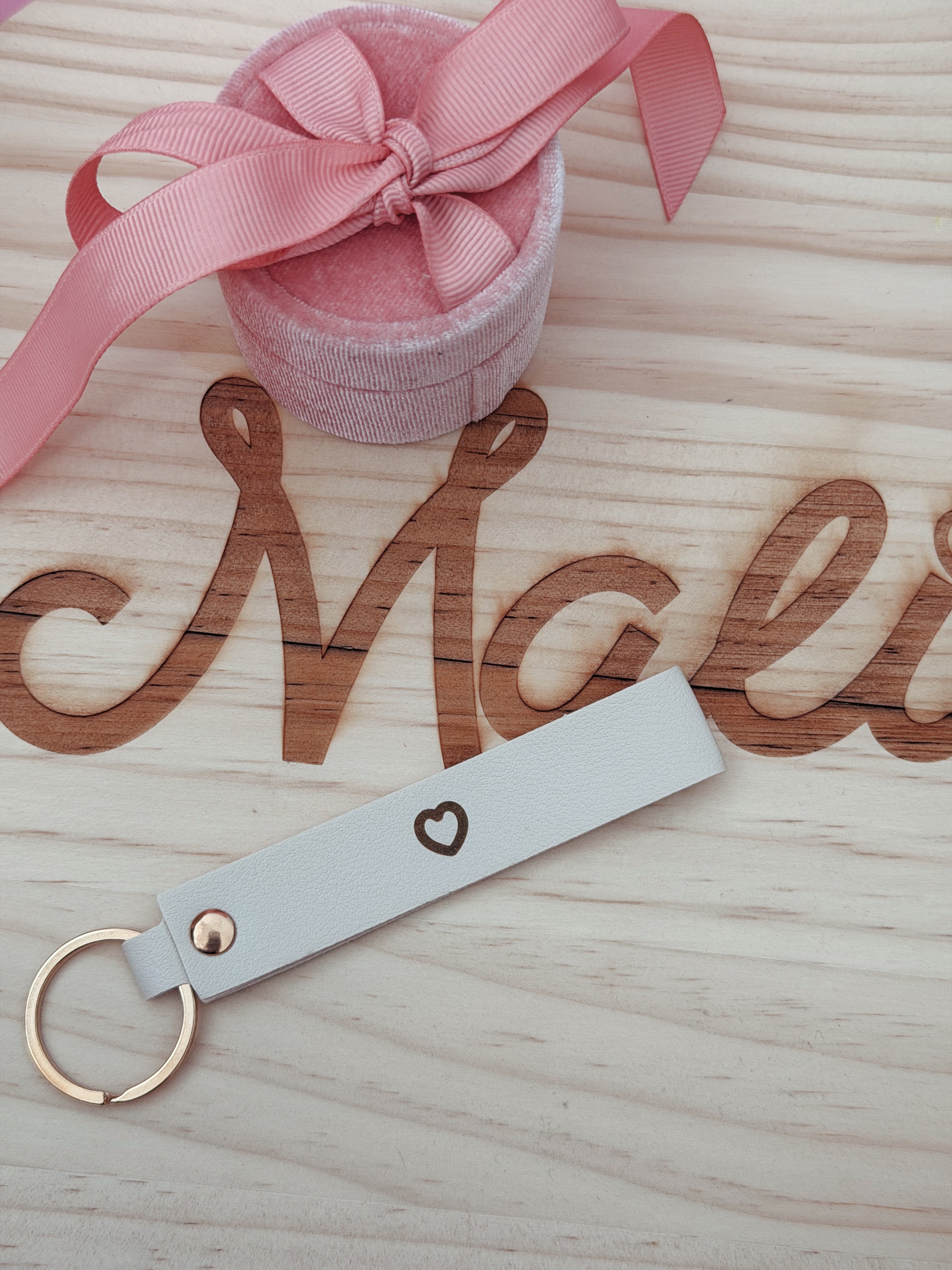 Llavero con frase “Bendecida”