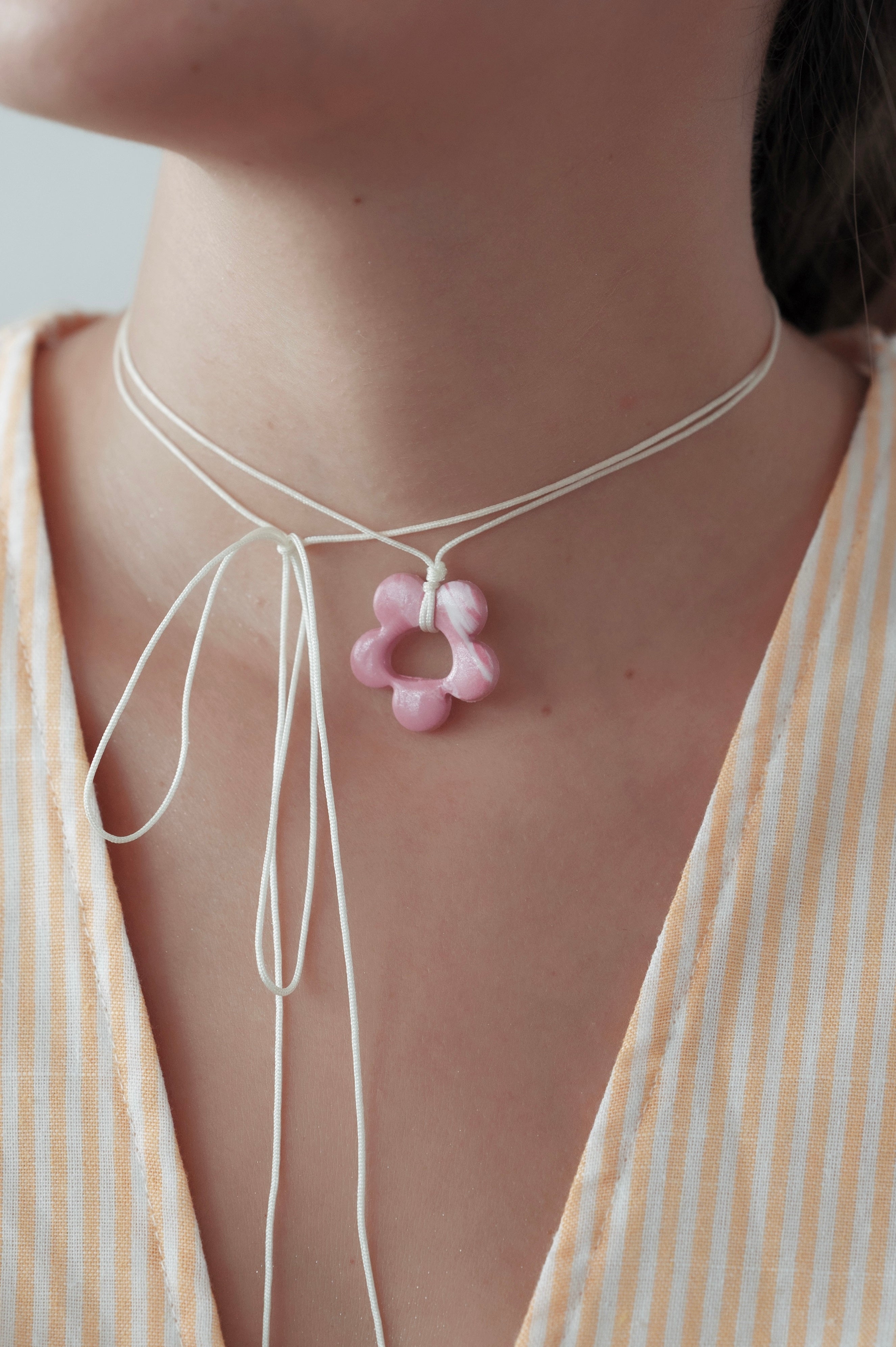 Chocker Bow en Hilo