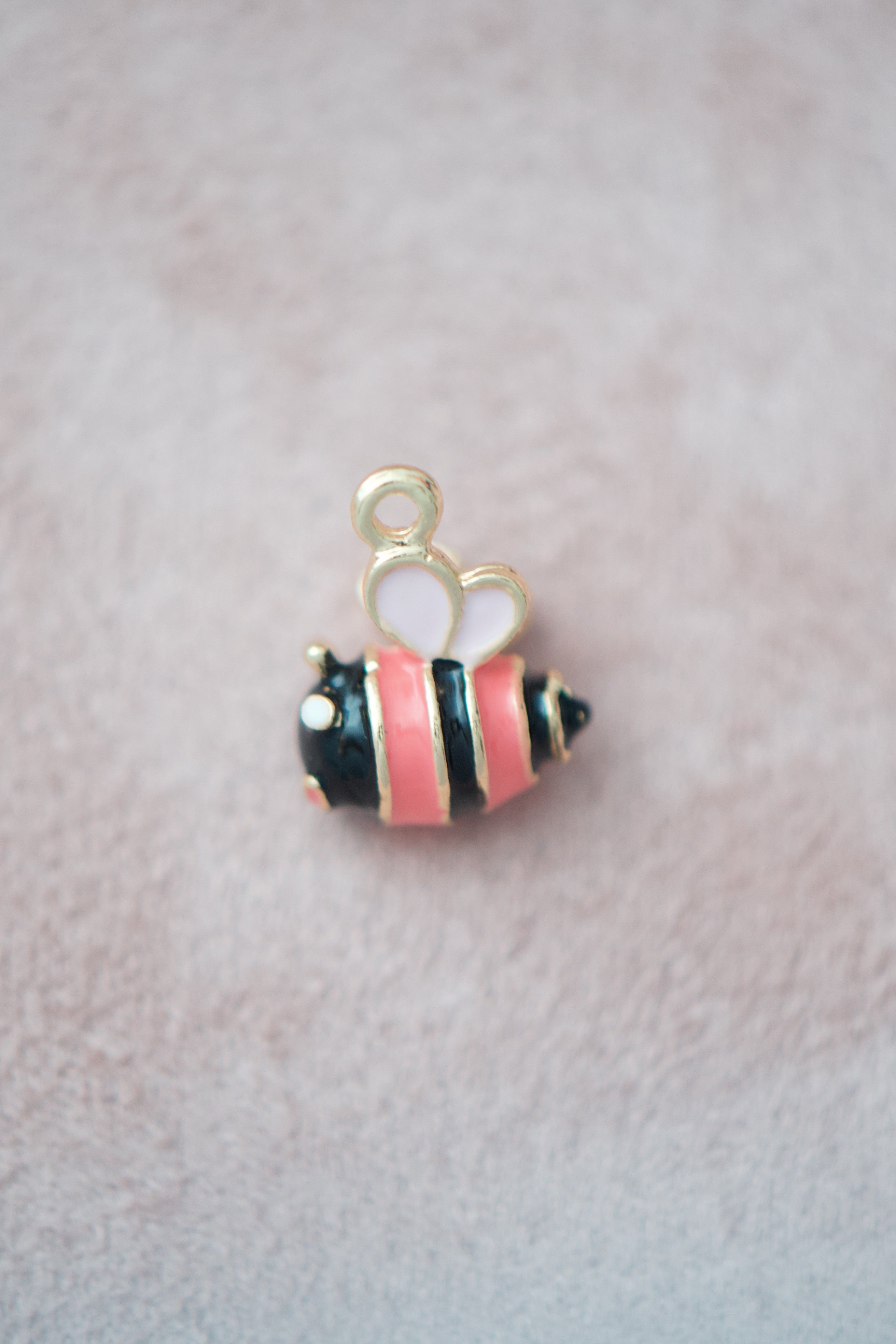 Abejita chiquitita Charm